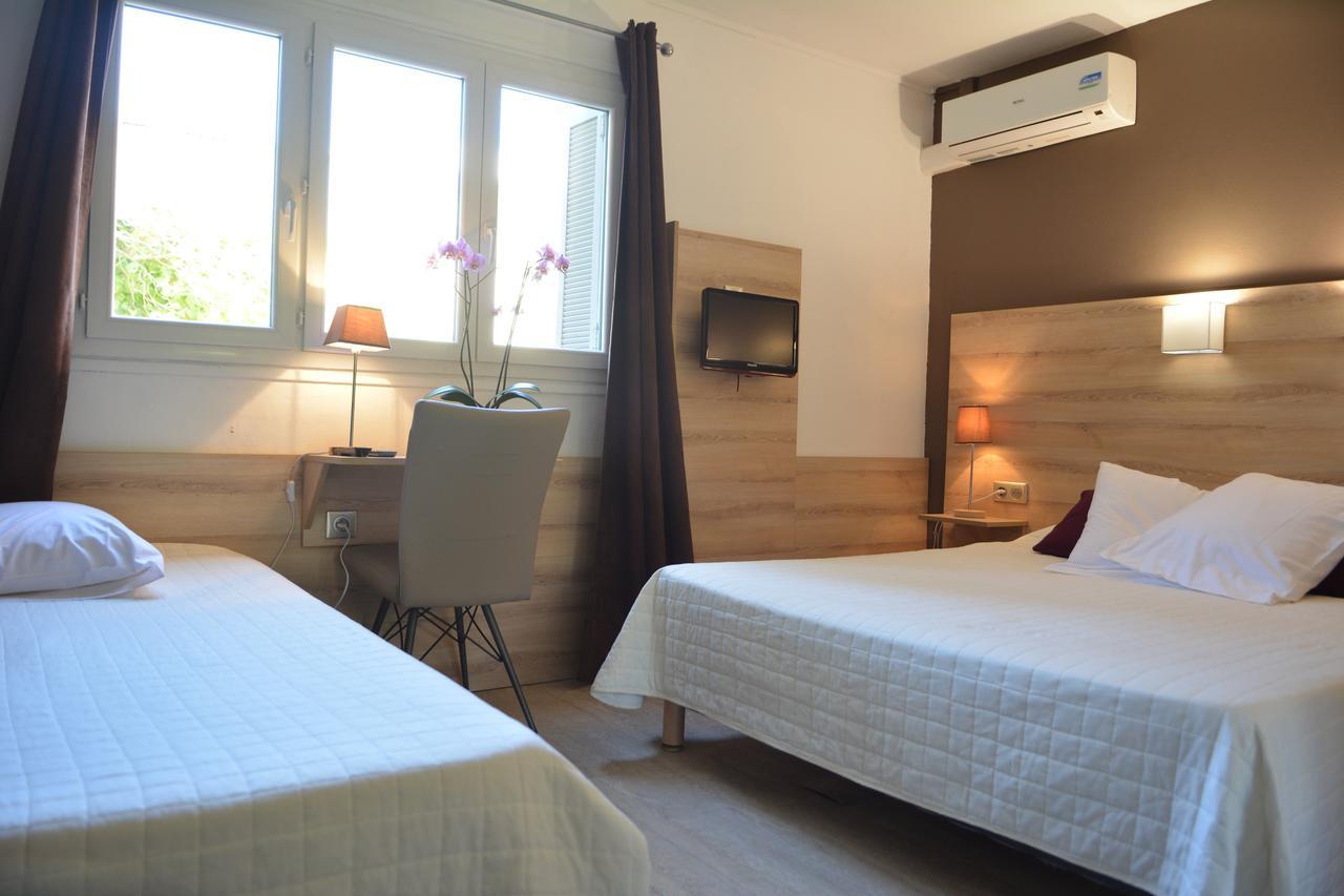 Hotel Le Grillon Л'Иль-Рус Экстерьер фото